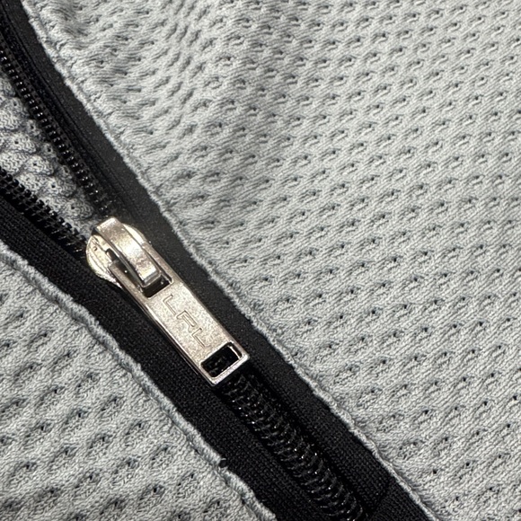 Lauren by Ralph Lauren Gray and Black Athletic Waffle Quarter-Zip Pullover - Picture 6 of 8